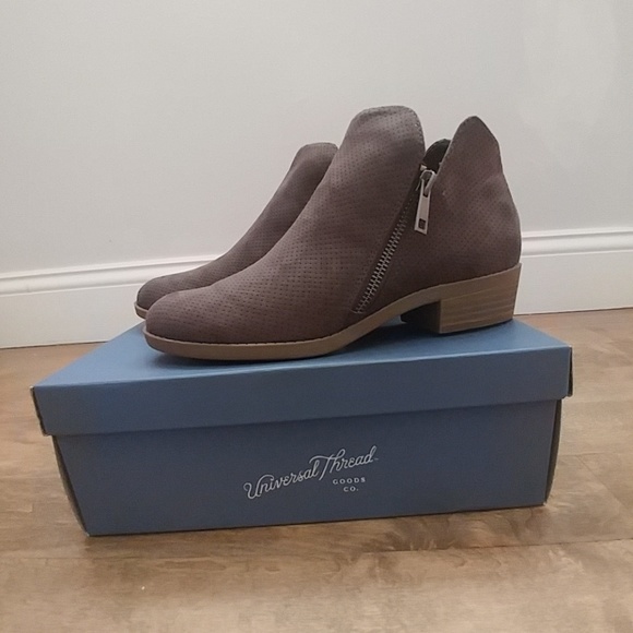 Universal thread booties - Picture 2 of 3